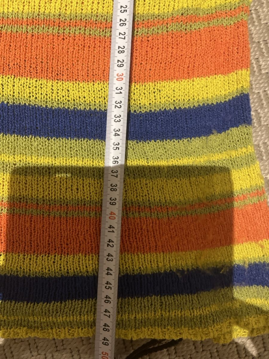 T-shirt: Kurzarm Strickshirt, farbig, S – Usato da Solothurn venduto da Bobesch08 6