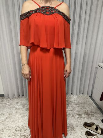 Abendkleid Maxxe rot Grösse S neuwertig