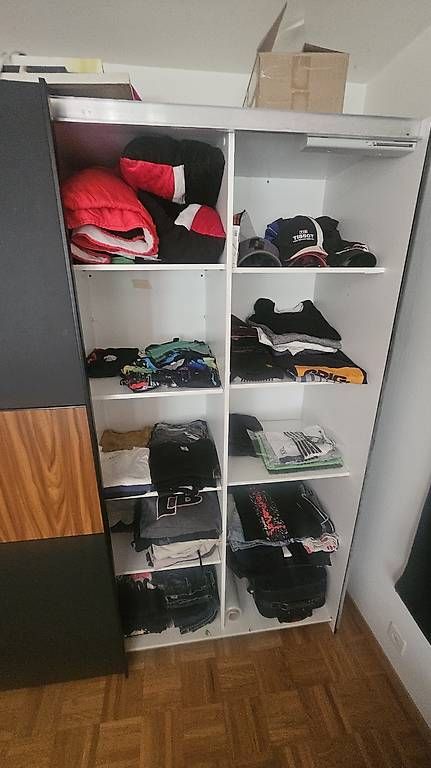 Armadi: Armoire – Usato da Fribourg venduto da slb_vsx7 2