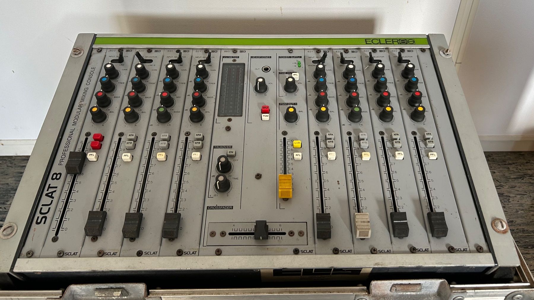 Console di mixaggio: Ecler SCLAT-8 Professional Modular Mixing Console inkl. Case – Usato da Zürich venduto da LuZ_8005 1