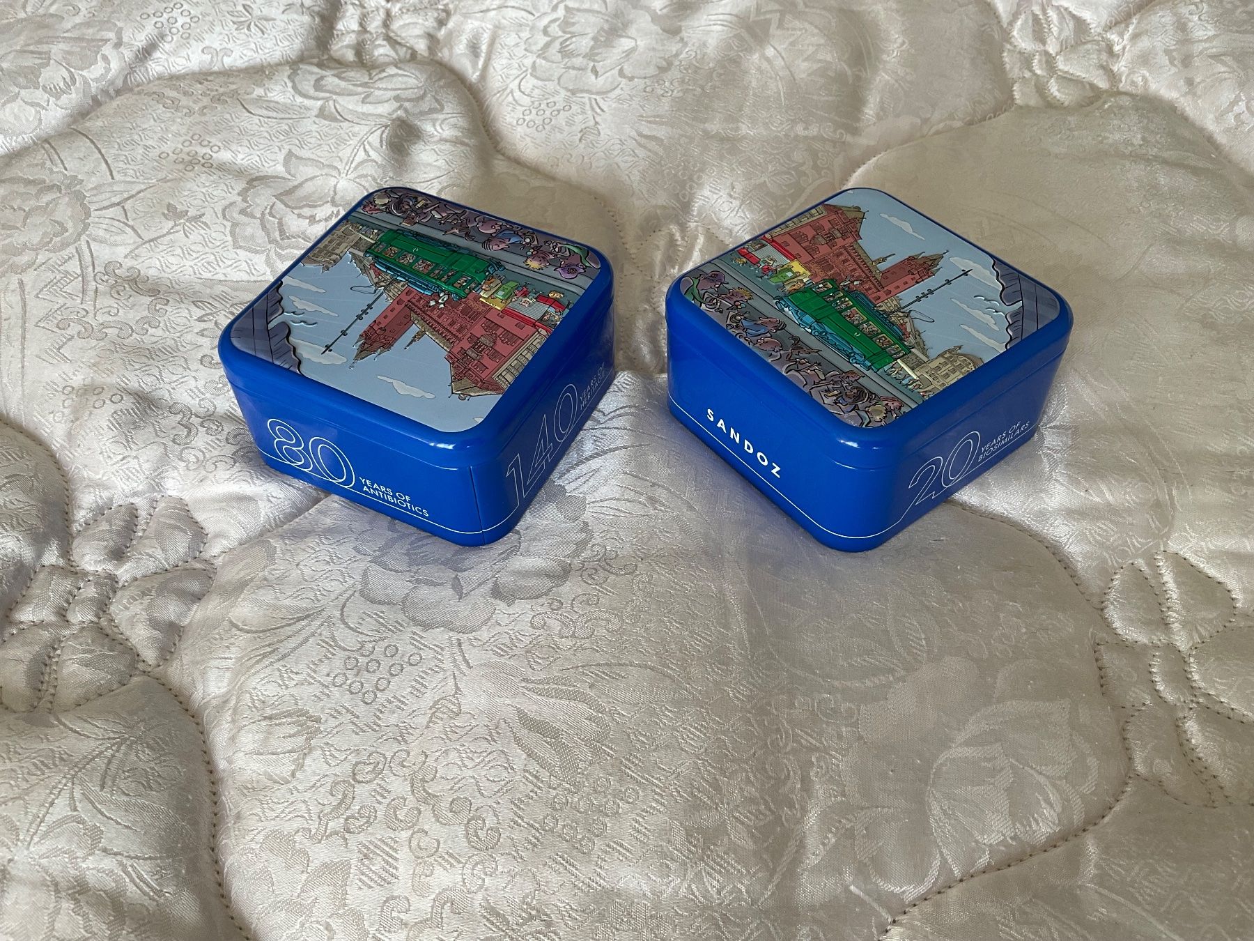 Contenitori & Simili: 2 Blechdose mit Deckel, Sandoz, Guetzlibox, 2-teilig, 9x5 cm – Usato da Regensdorf venduto da Polo101 1