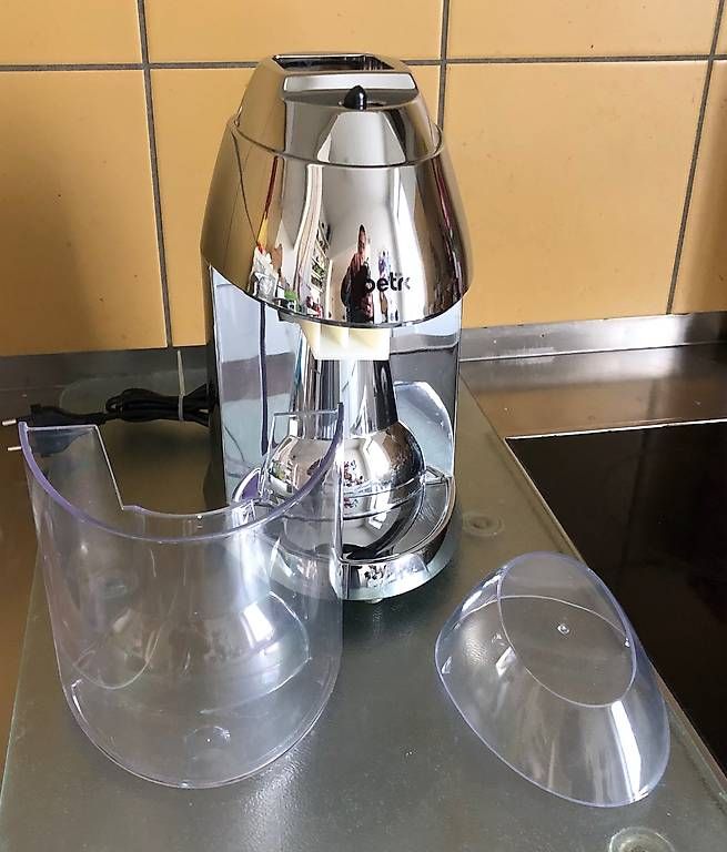 Appareils de cuisine: Petra Eiscrusher elektrisch  – D'occasion à Volketswil par Ahot 2