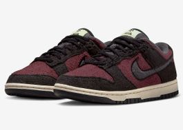 Nike Dunk - Burgundy Crush - 40.5 (W9)