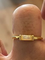 Bague fine plaquée 52 sertie brillants minuscules solide