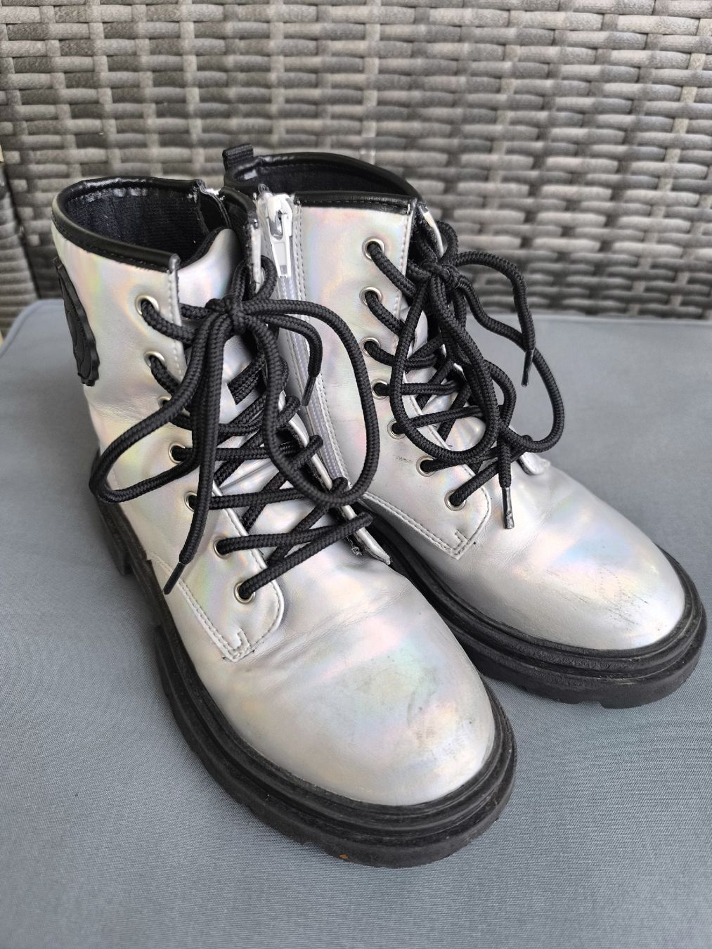 Primigi Scarpe per ragazzi: Primigi Mädchen Schuhe nr32 – Usato da Buchs SG venduto da Cor-Pie