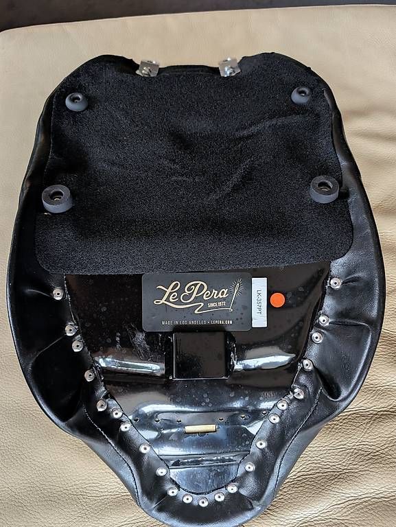 Harley-Davidson Tutti i ricambio per moto: LePera Einzelsitz Harley Davidso Touring Road King Neuwertig – Usato da Schinznach Bad venduto da Sofortdirk 3