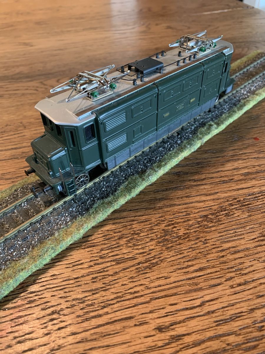 Hag Modellini di ferrovie: HAG SBB Ae 4/7 älteres Modell, mit Digital Decoder, Nr.H19 – Usato da Winden venduto da EmilNeu