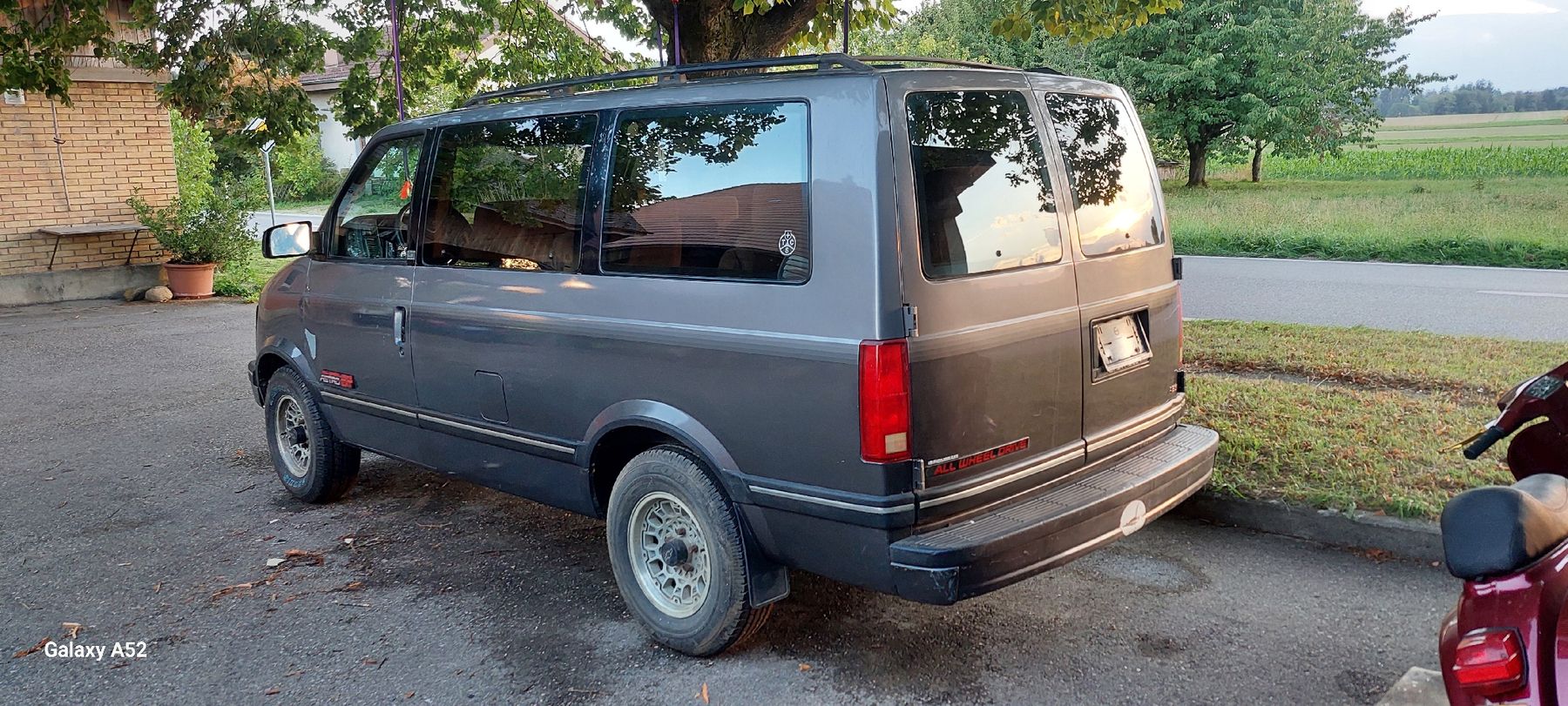 Chevrolet Autos: Chevrolet Astro 4x4 – Defekt aus Uettligen von Bluetom 1