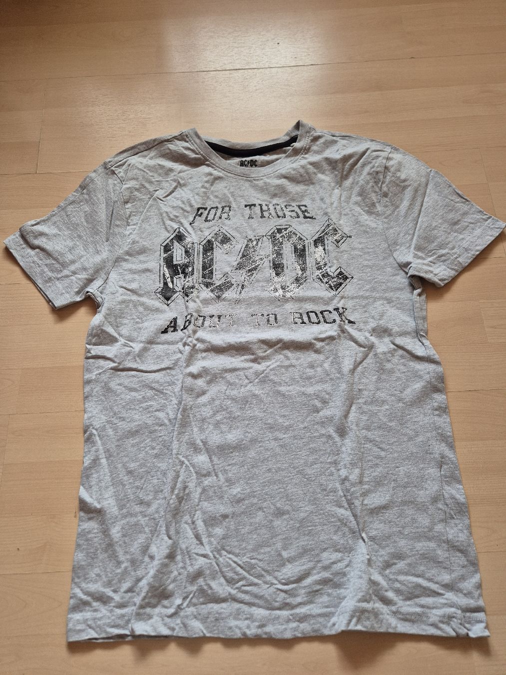 T-shirt: T Shirt, AC/DC, M – Nuovo (secondo la descrizione) da Walkringen venduto da Levisticum