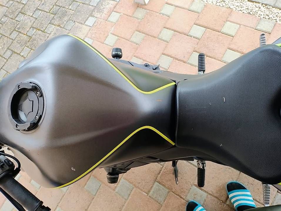 Strada: Kawasaki Z750 – Usato da Payerne venduto da ale_nc2k 3