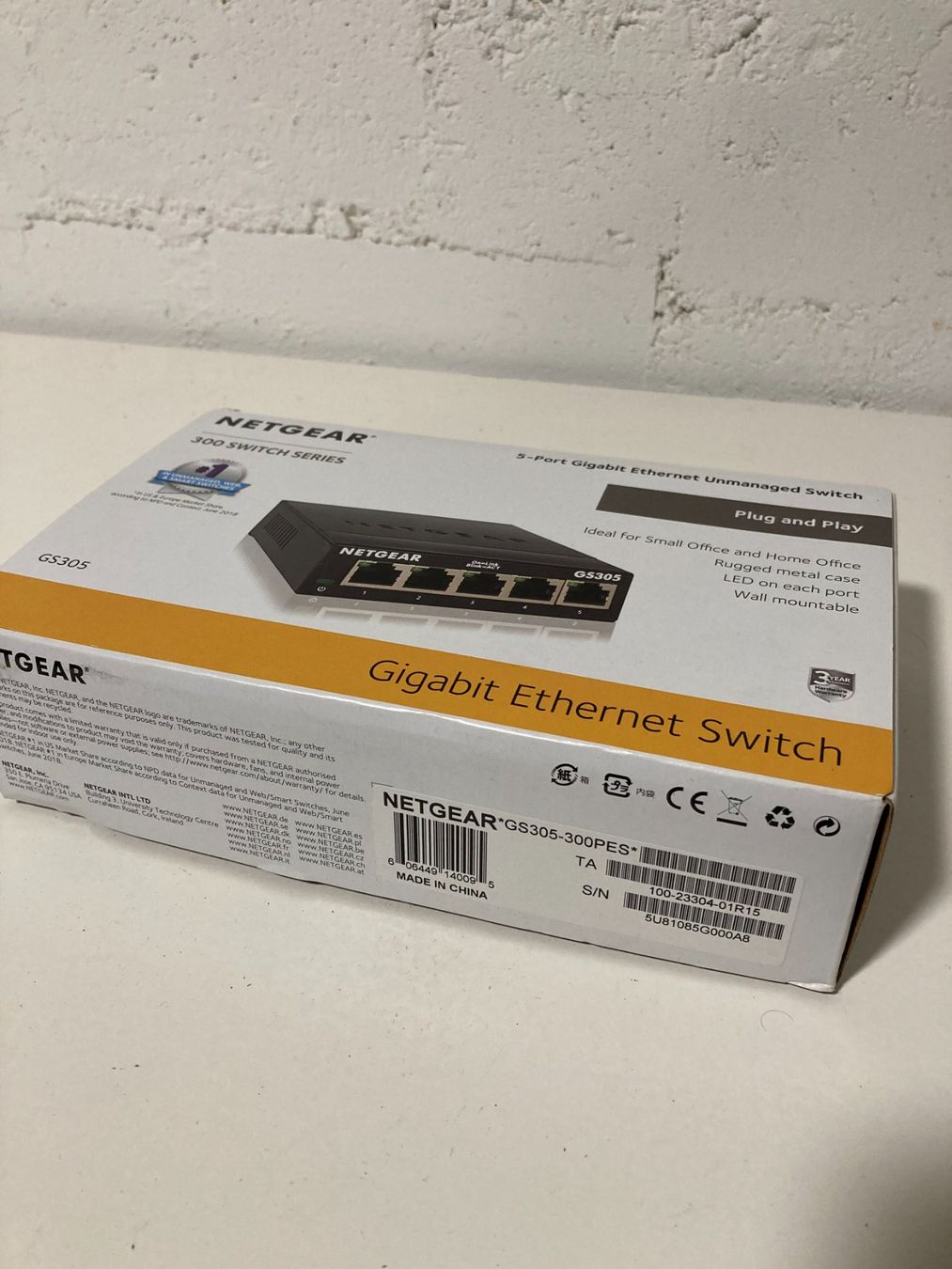 Netgear Hub & Switch: NETGEAR GS305-300PES Switch – Usato da Hinterkappelen venduto da deev 2
