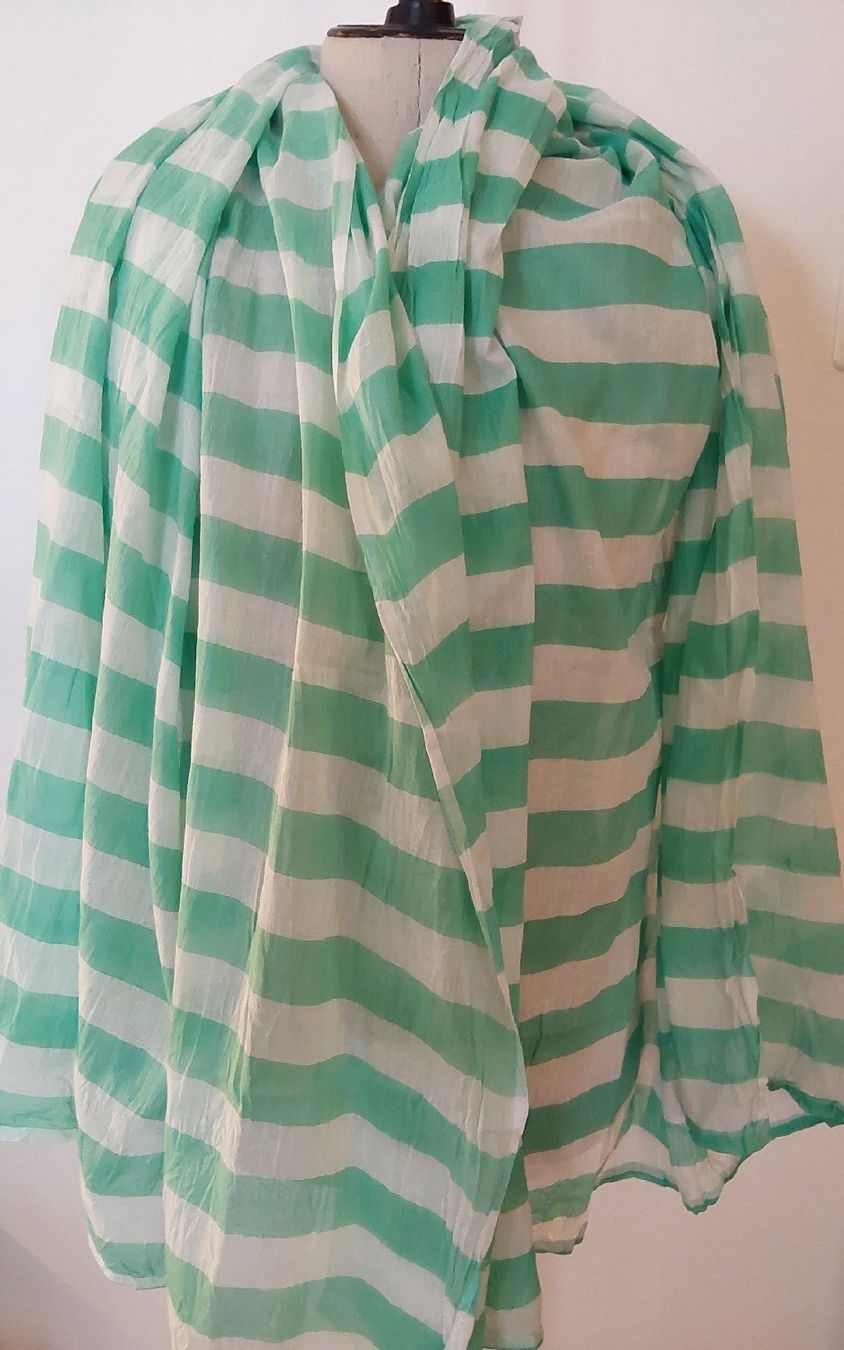 Foulards, Tücher & Schals: Schal grün – Neu (gemäss Beschreibung) aus Köniz von scopello12 1