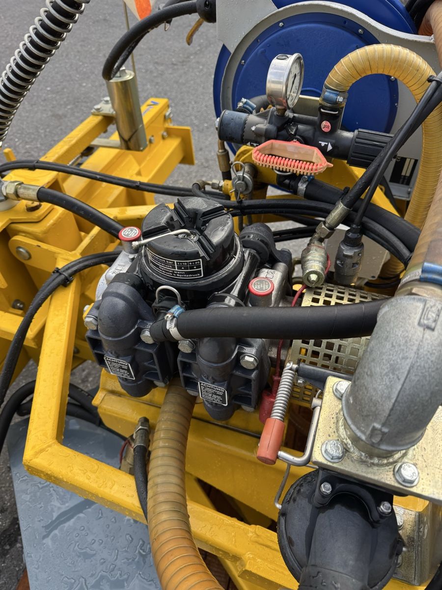 Tutte le macchine: Trilety Waschbalken WBH 35 – Usato da Meiringen venduto da Sgl 1