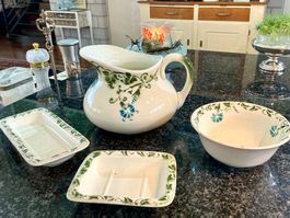 JUGENDSTIL TOIELLENSET,WASCHSET MAJOLIKA FRANKREICH UM 1900