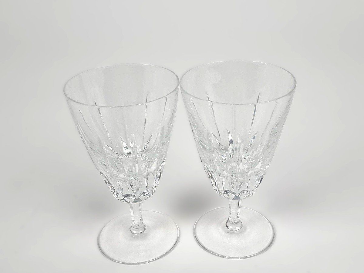 Gläser: Elegante Weingläser – Gebraucht aus Urtenen-Schönbühl von Restwert_Schoenbuehl