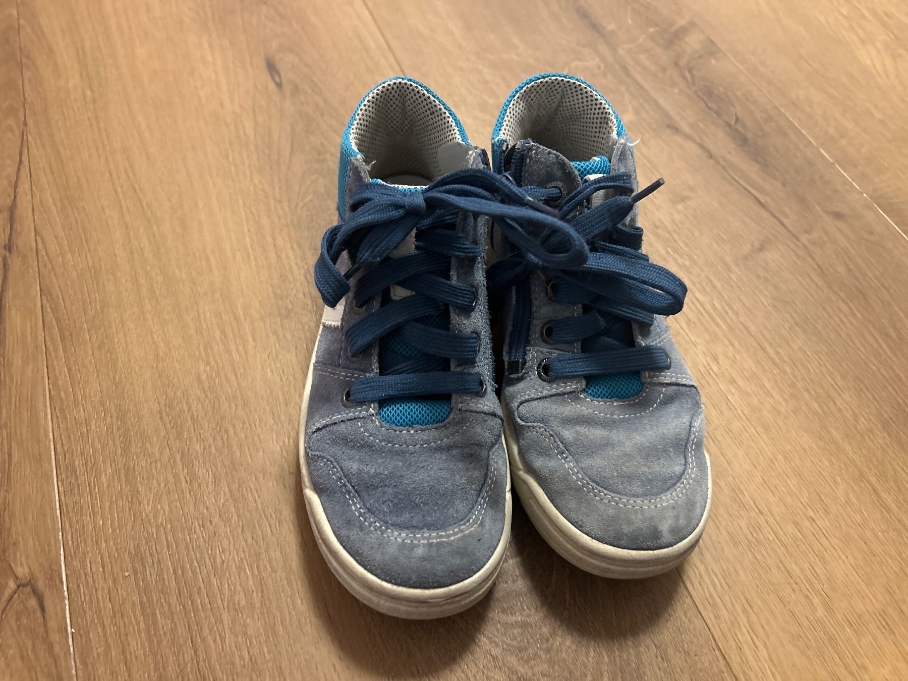 Superfit Scarpe per ragazzi: Superfit Sneakers Wildleder Jungs Gr 32 – Usato da Regensdorf venduto da Spyke55 2