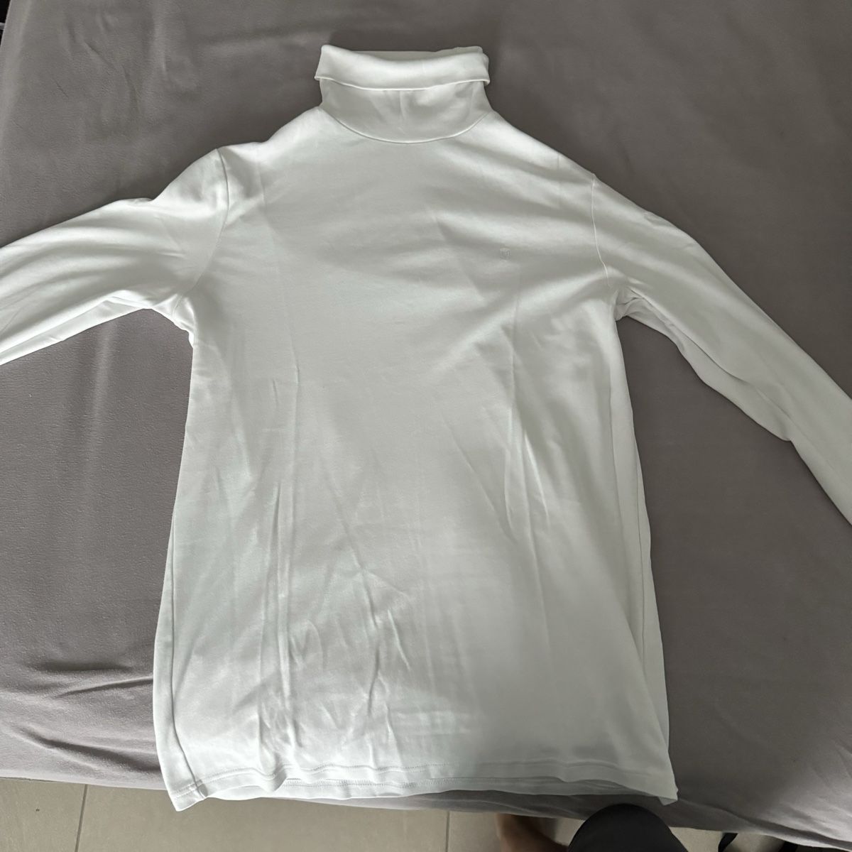 Pullover & Sweatshirts: INDICODE Weisser Rollkragenpullover Grösse L – Neu (gemäss Beschreibung) aus Hinwil von norisenya