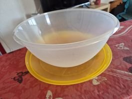 Schüssel 3.5L mit gelbem Deckel,