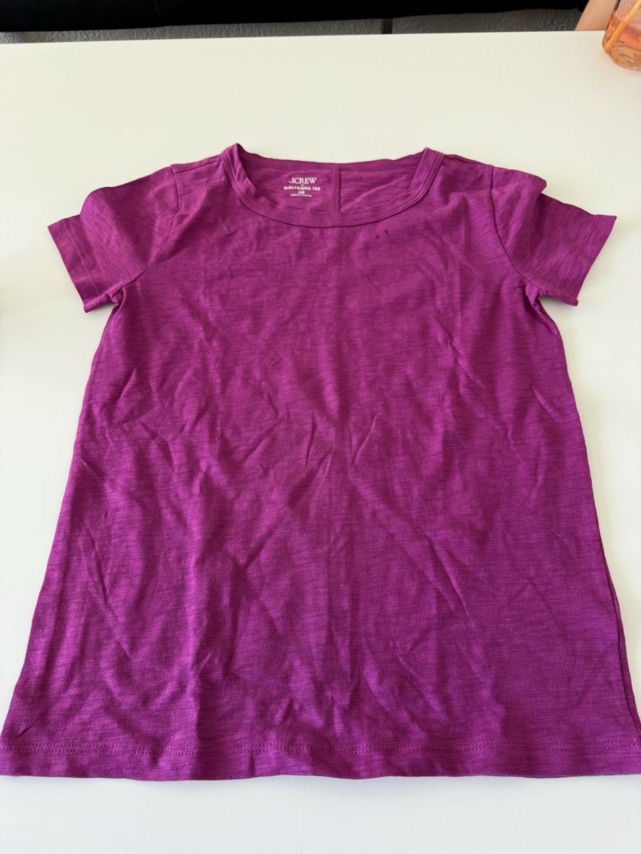 T-shirt: J.Crew Girlfriend Tee purple size XS new condition – Usato da Zürich venduto da andreamt
