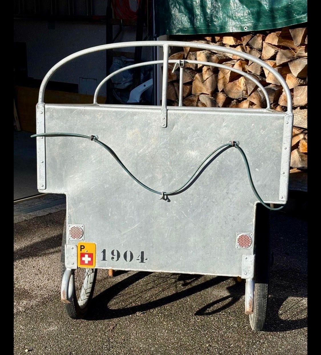 Rimorchi: Fasnachtswagen, Postwagen mit Velokupplung – Usato da Dittingen venduto da balinca 1