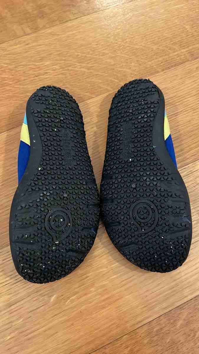 Decathlon Schuhe für Jungen: Badeschuhe Subea Kinder Blau – Gebraucht aus Basel von Hackfaleisch 1