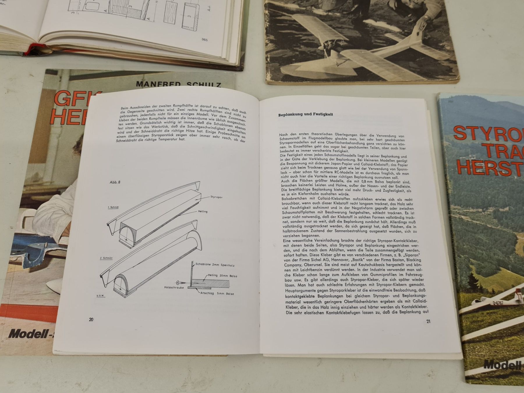 Libri: Bücher Flugmodelle und Bastelbuch – Usato da Vielbringen b. Worb venduto da Classictes 4