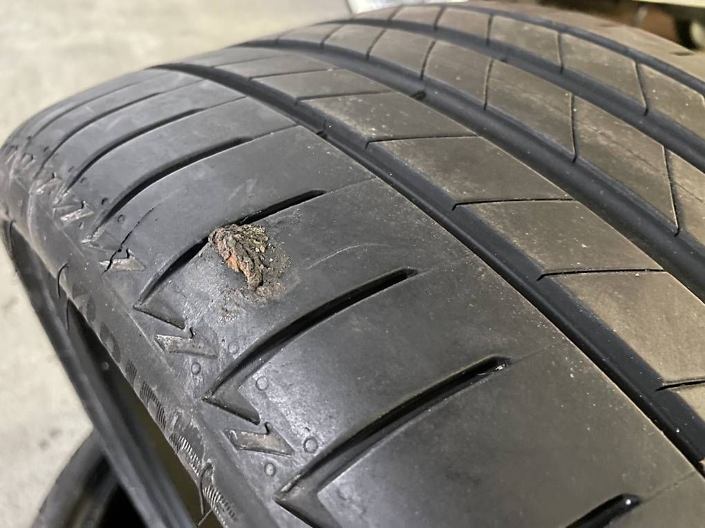 Pneus & Kompletträder: 255/30 R 20 92Y Bridgestone / RSC – Gebraucht aus Innerberg von Spidii 4
