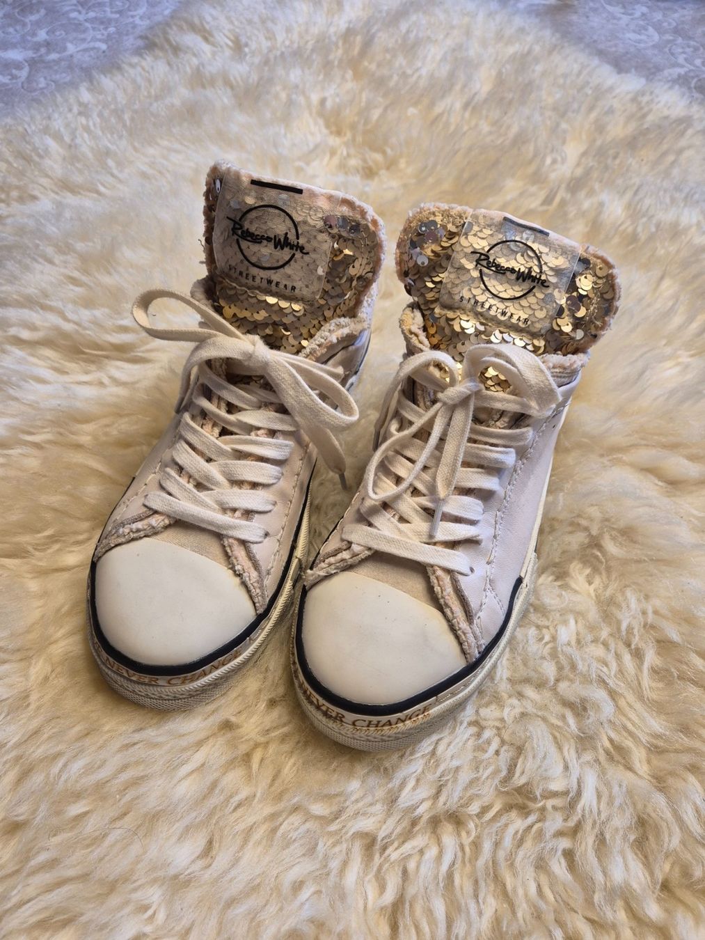 Damenschuhe: Turnschuhe Rebecca White – Neu und originalverpackt aus Leissigen von ali_k9v8 2