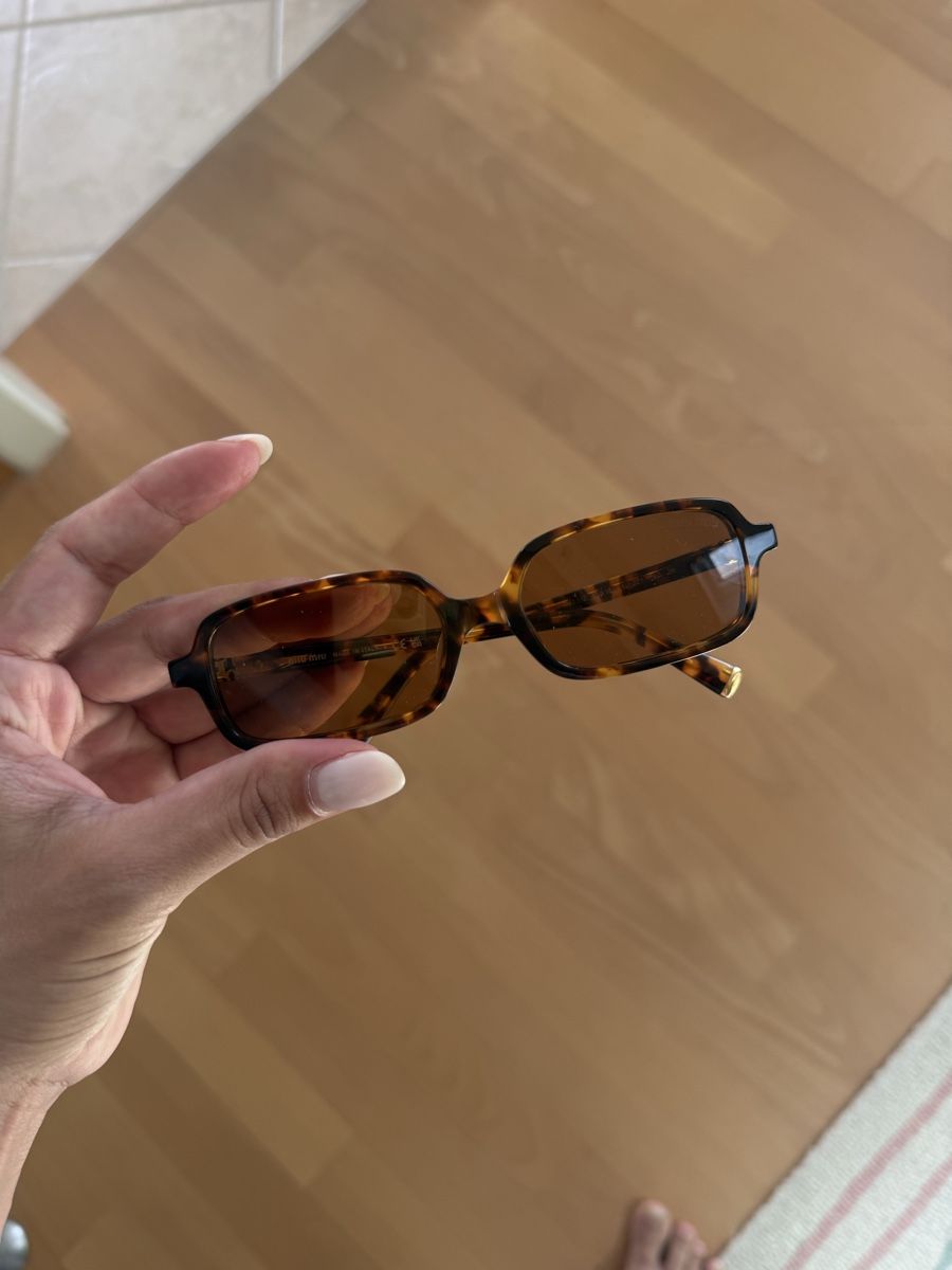 Miu Miu Lunettes & Verres: Miu Miu Sunglasses Tortoise Shell Square Frame Used – Neuf (Voir description) à Zürich par geraldinebiene 3