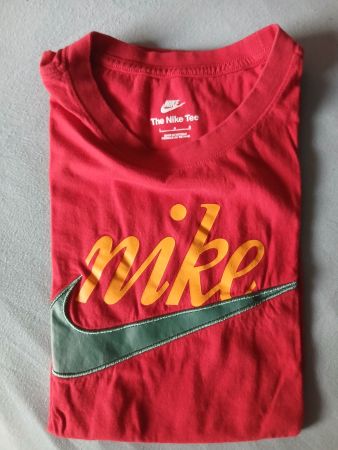Nike T Shirt