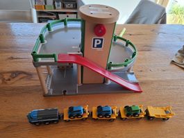brio 33204 Brio Parking à étages loco + wagon
