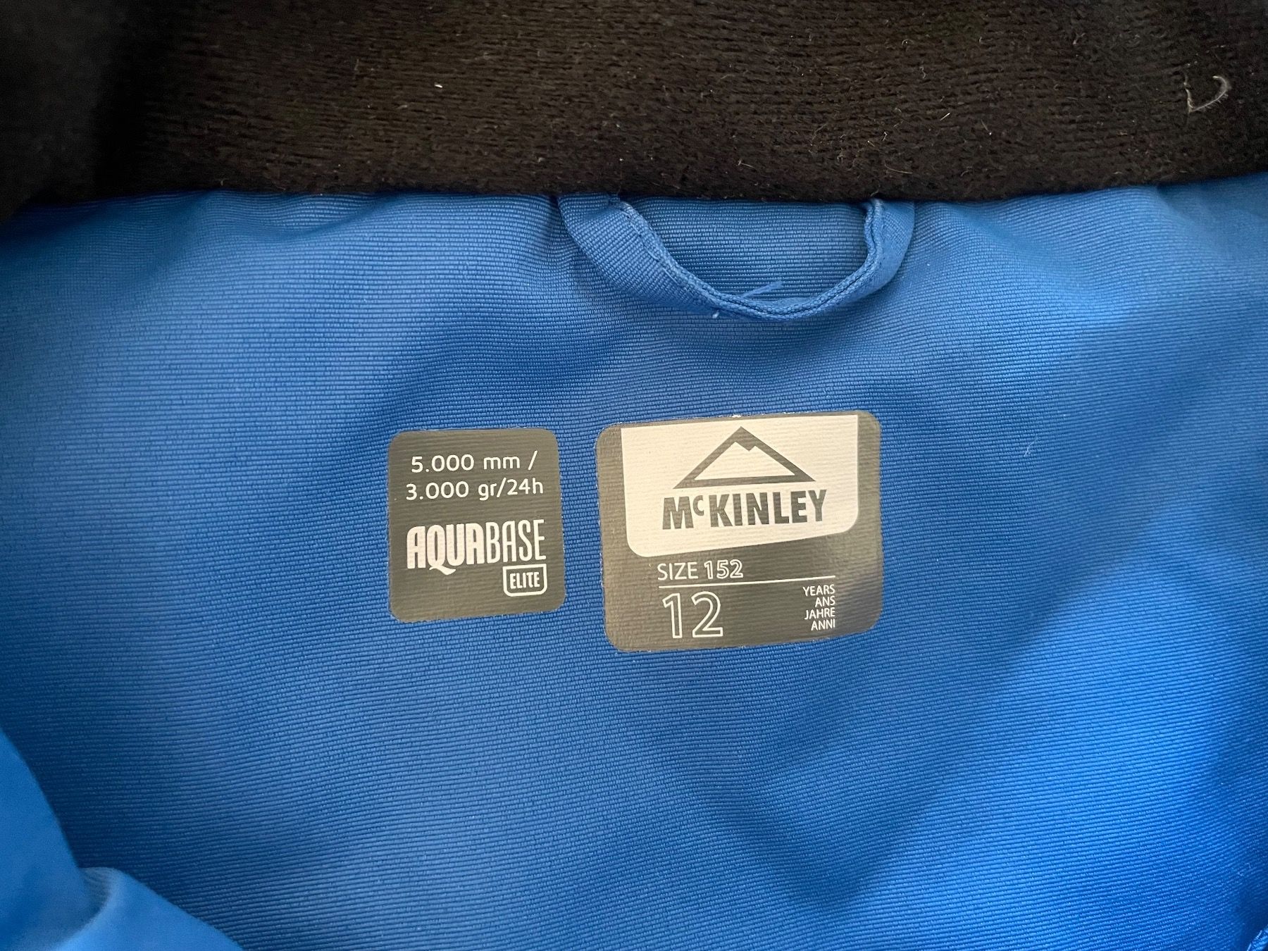 Mckinley Lotti di vestiti: Kinder Skianzug – Usato da Seewen venduto da dvh05 5