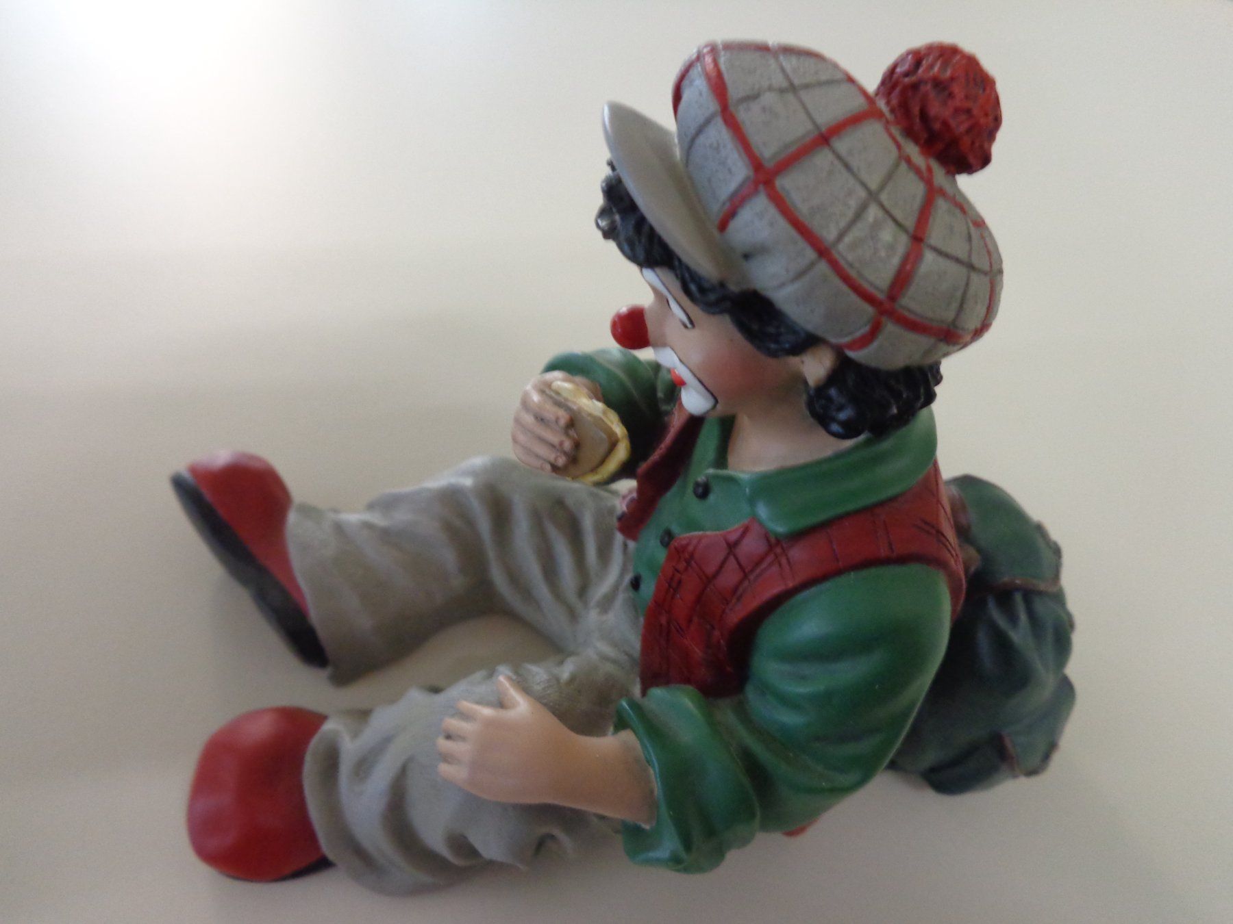 Figuren: Gilde Clown Wanderpause  mit Rucksack – Gebraucht aus Liestal von Gecko16 3