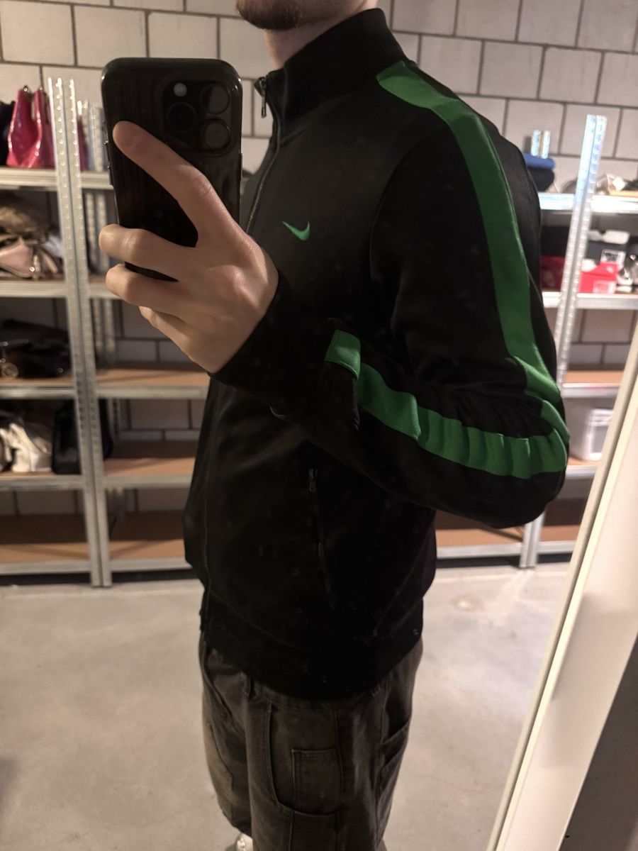 Nike Giacche: vintage celtic trackjacket black/green  – Usato da Oberhofen Thun'see venduto da 61archive 1