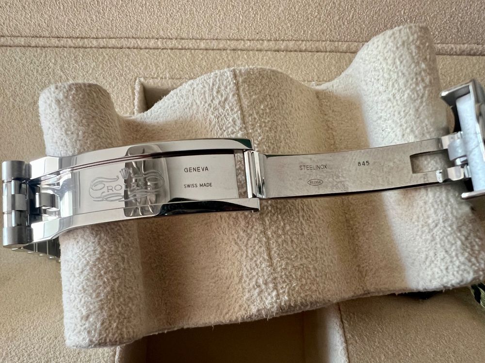 Rolex Orologi: ROLEX Datejust 41, Ref.126300, Full Set 2021,Jubilé Bracelet – Usato da Le Mont-sur-Lausanne venduto da LycaGallery 7
