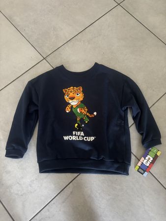 FIFA World Cup 2026, Pullover, Grösse 3, neu!