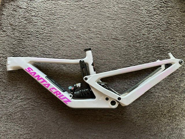 Santa Cruz Biciclette: Santa Cruz Nomad 6 cc Framekit – Usato da Hölstein venduto da Na_lja