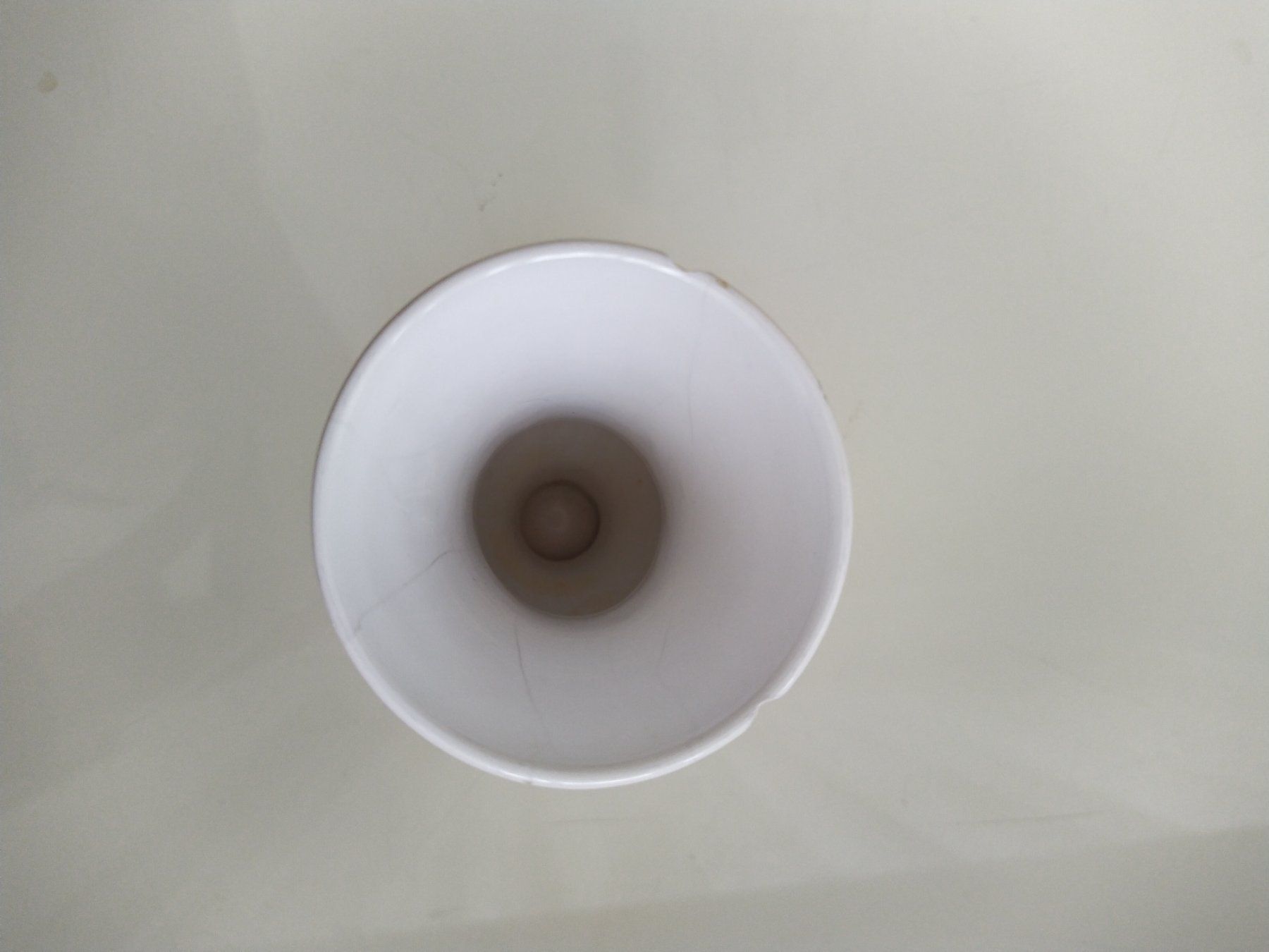 Vasi & Recipienti: kleine, weisse Vase – Usato da Triesen venduto da stephanieschurti 3