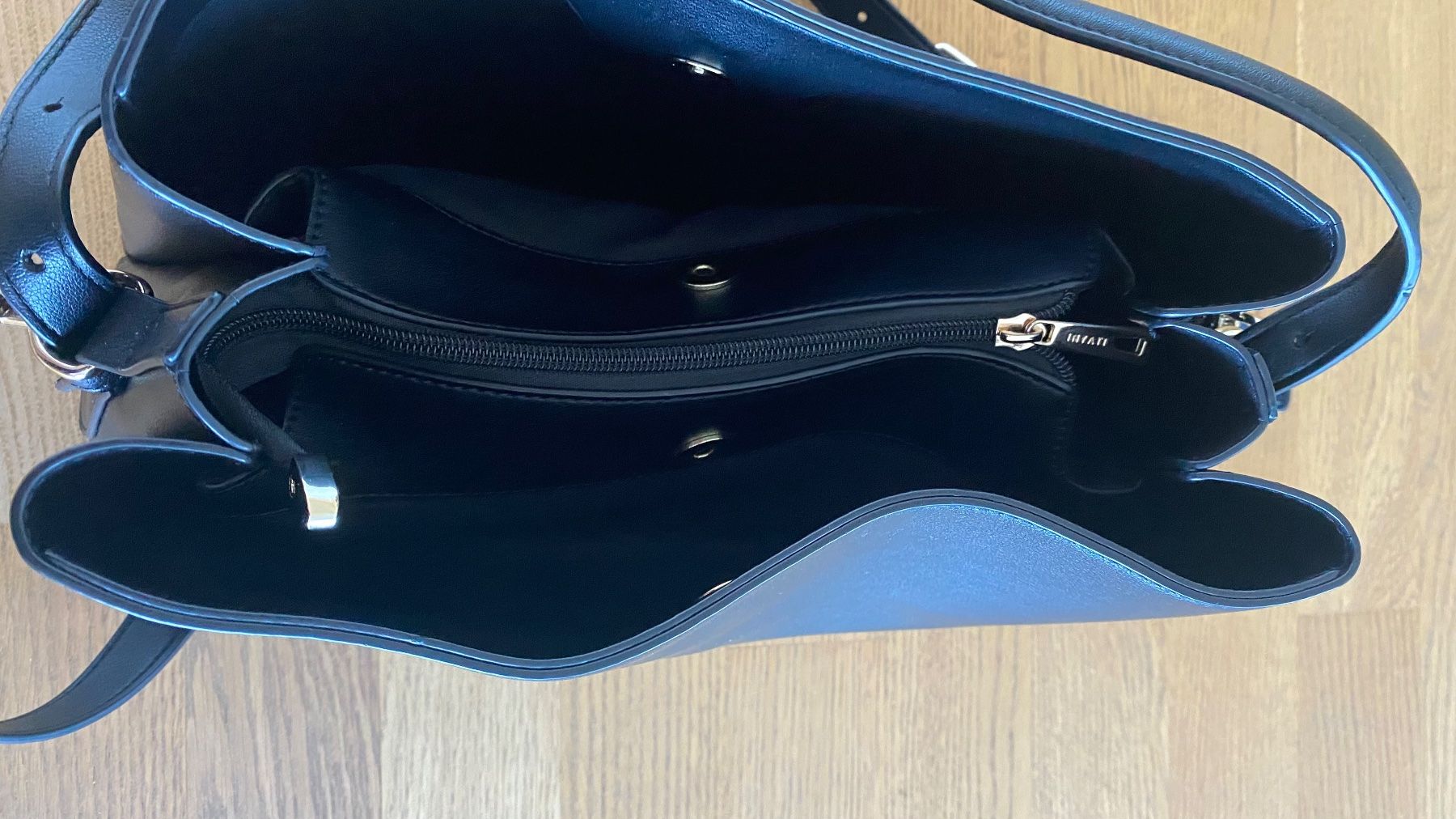 Borse: Handtasche INYATI – Usato da Starrkirch-Wil venduto da sclupain 2