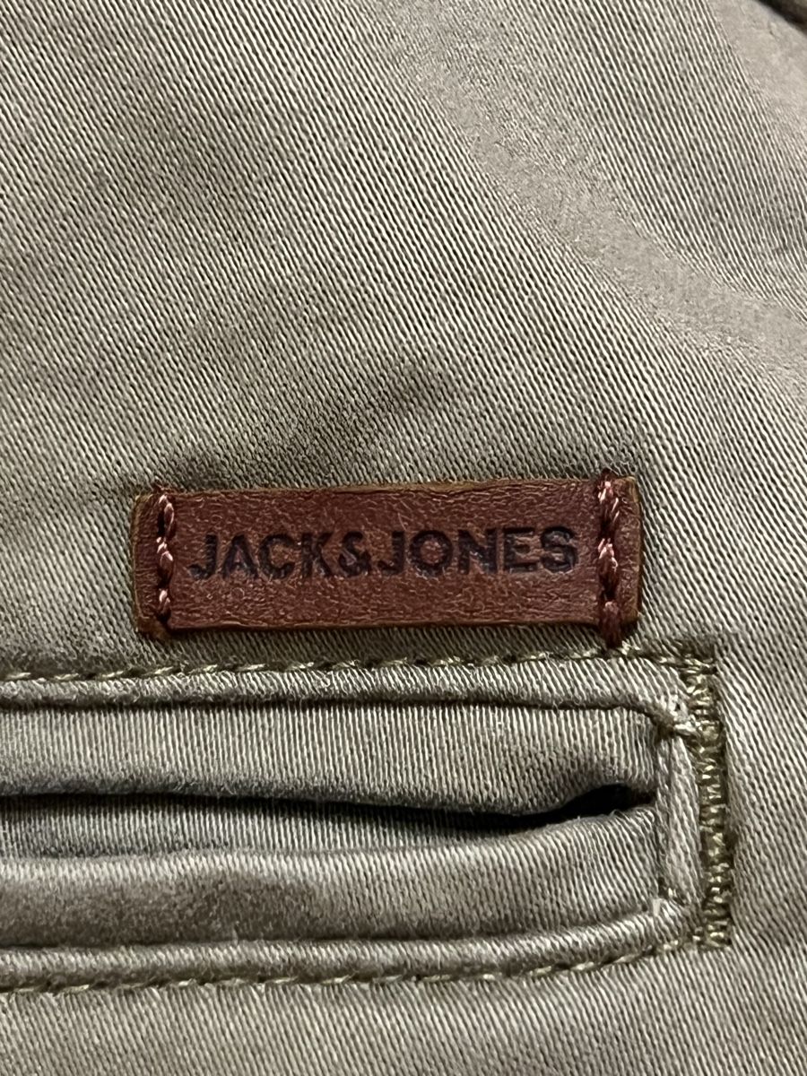 Jack & Jones Pantaloni: Hosen Grösse 28/32 Slim – Usato da Herisau venduto da YOLO76 1