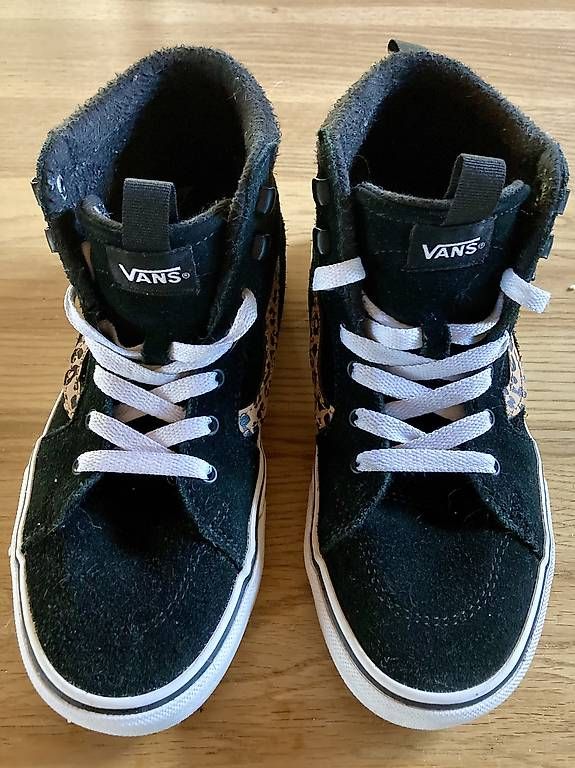 Vans Scarpe da uomo: VANS parfait état - pointure 35 – Nuovo (secondo la descrizione) da Chézard-St-Martin venduto da timogabychou 1