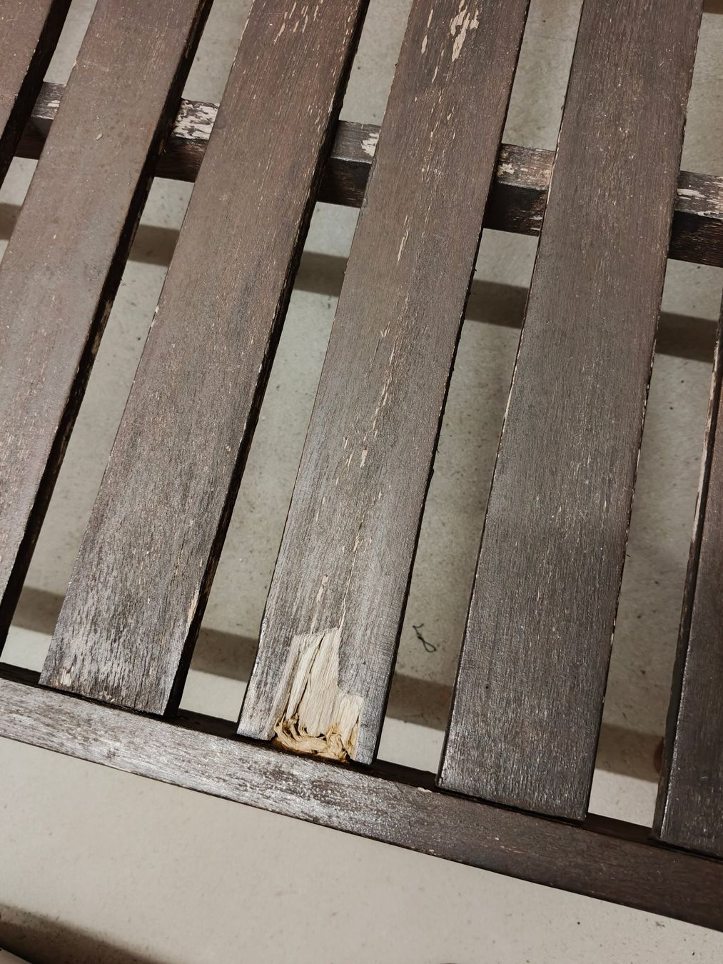 Sofas: Gartenlounge Möbel Holz 5-teilig – Defekt aus Basel von jos_2z5q 9