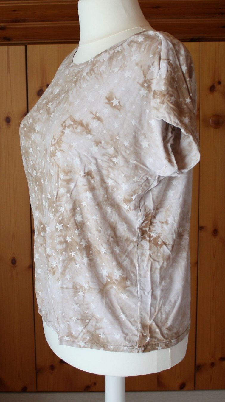 T-shirt: T - Shirt beige Gr. XL – Usato da Flüelen venduto da Diversicum-Curvy 2