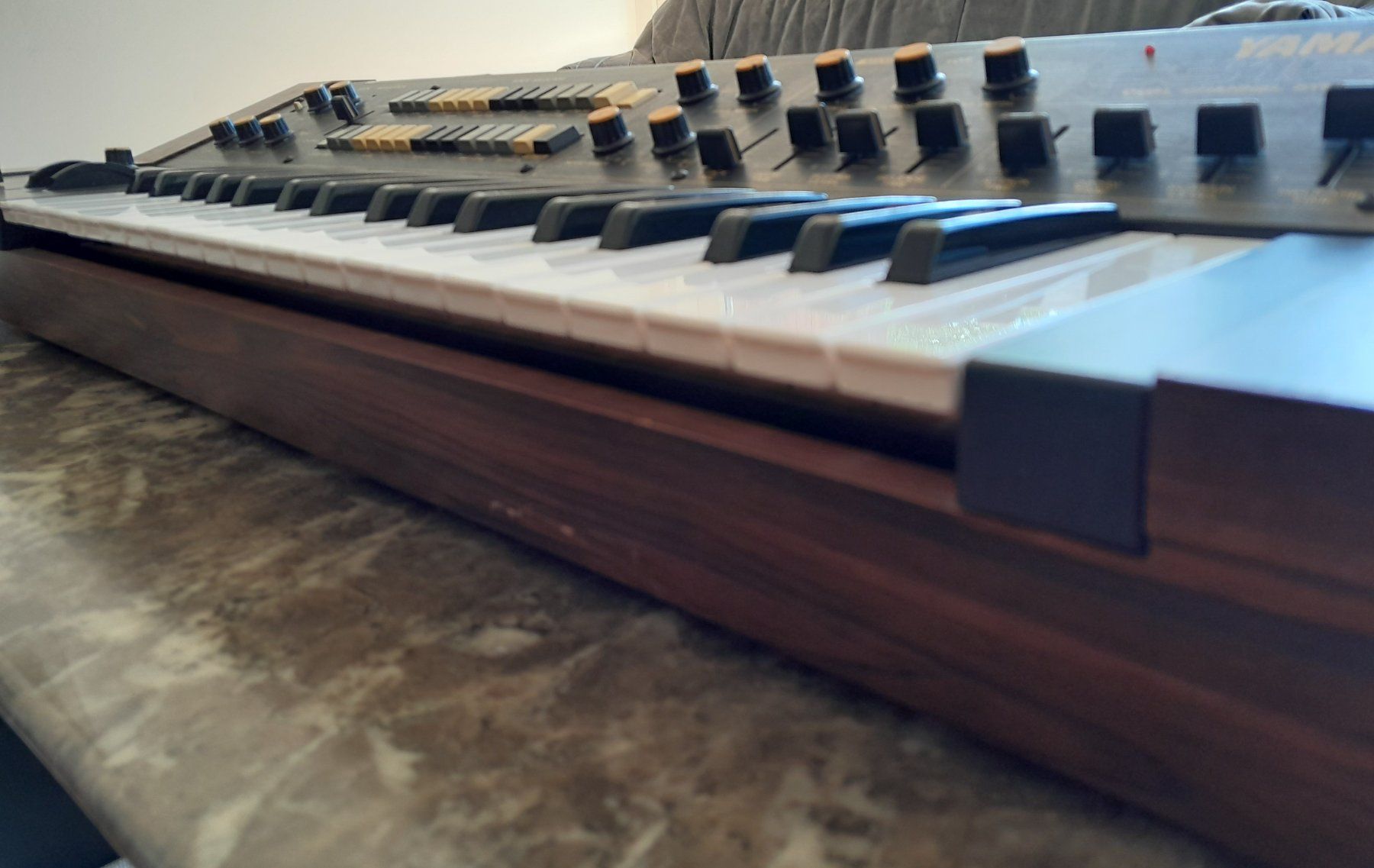 Yamaha Strumenti musicali: YAMAHA CS15D Dual Channel Synthesizer – Usato da Vevey venduto da Aveelu 9
