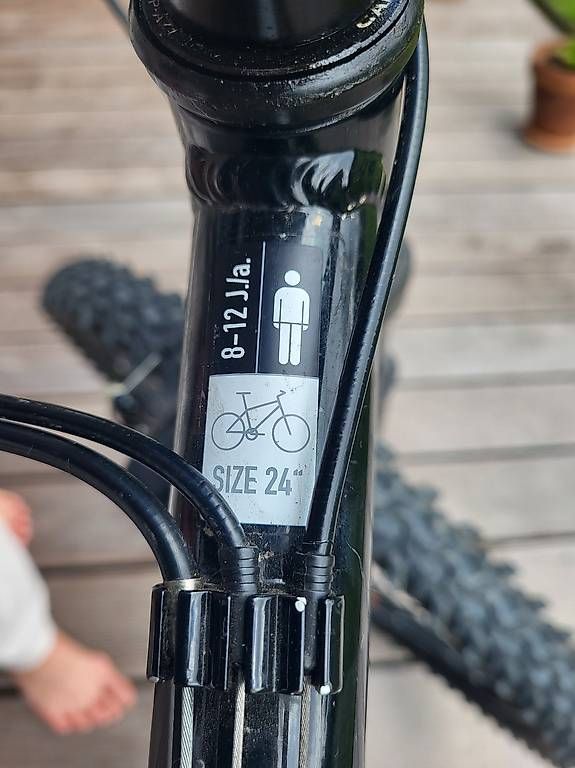 Velos: Vélo 8-12ans – Gebraucht aus Estavayer-le-Lac von cel_d96h 3