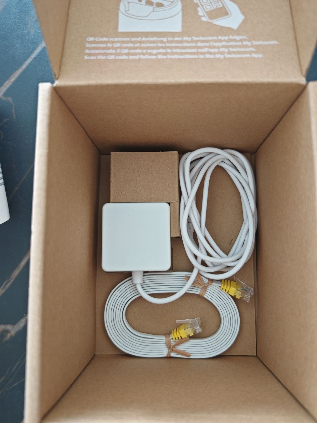 Amplificatori: Swisscom W-Lan Box 5 – Nuovo e nell'imballaggio originale da Riedt b. Erlen venduto da dom_z2yb 3