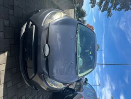Ford Fiesta Kleinwagen grau gebraucht