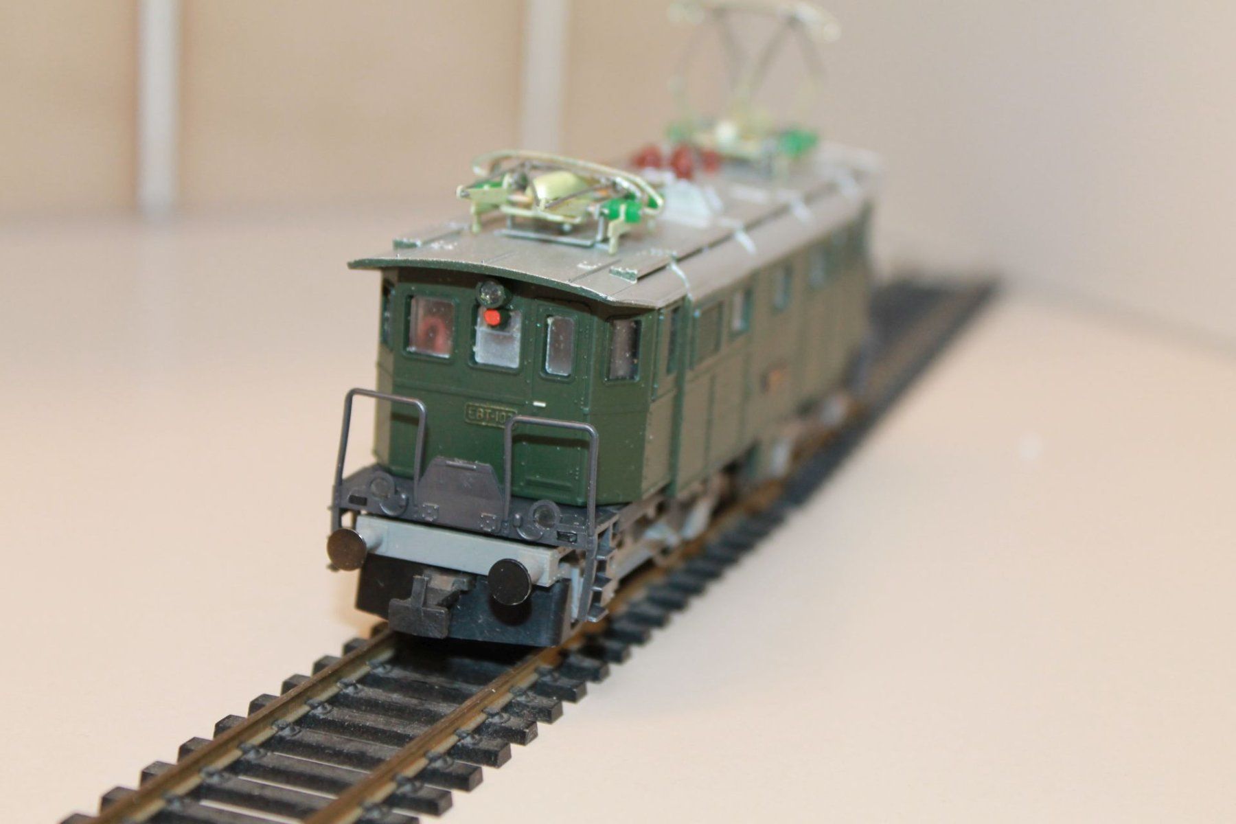 Liliput Modellini di ferrovie: Be4/4 der EBT – Usato da Birmensdorf ZH venduto da Buhwil18 3