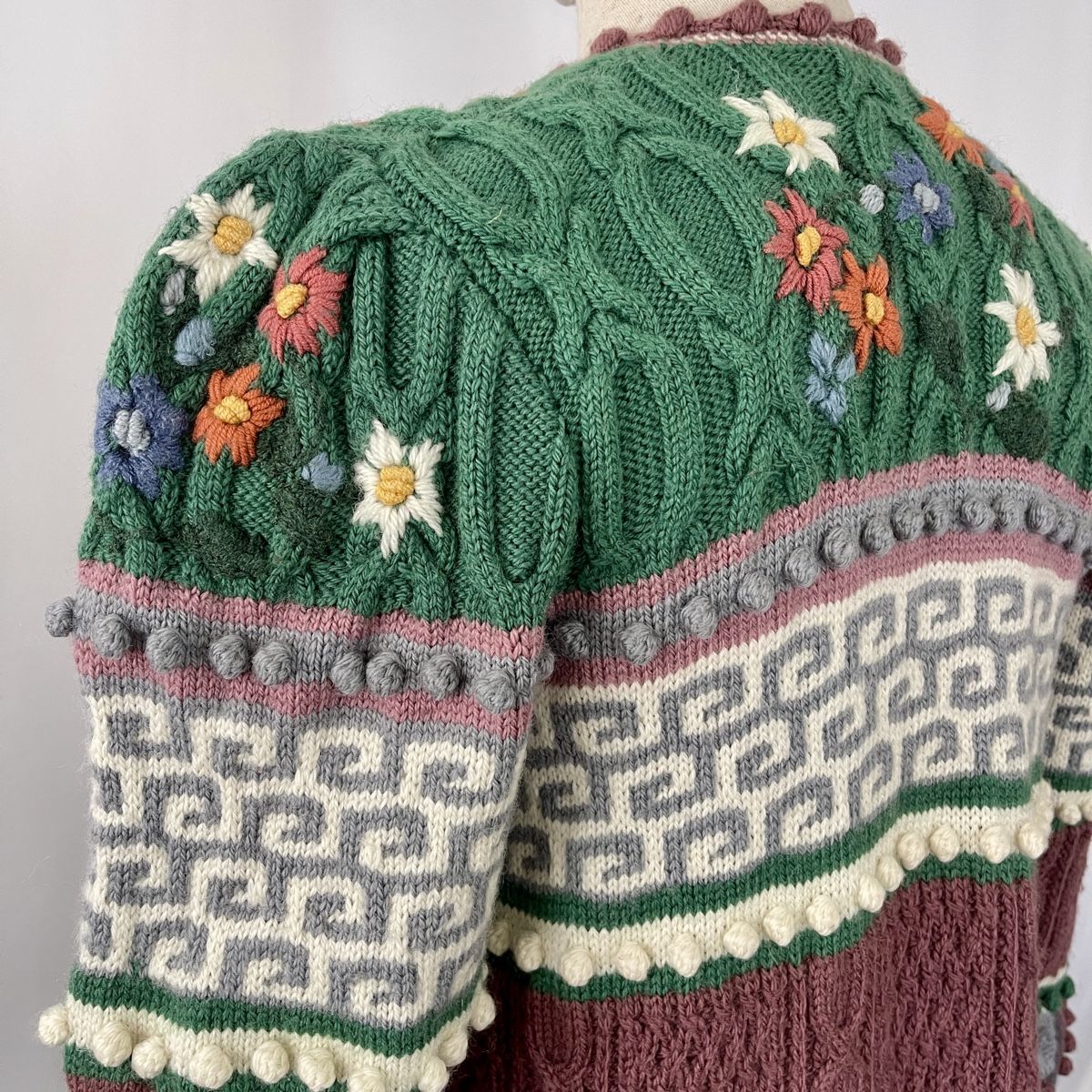 Maglioni & Felpe: WOLKENSTRICKER Handwoven Embroided Cardigan – Nuovo (secondo la descrizione) da Emmen venduto da Avviivva_Com2023 7