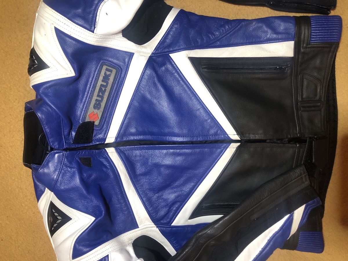 Suzuki Giacche: SUZUKI Jacke Grösse 50/40-M – Usato da mettmenstetten venduto da han_85rg